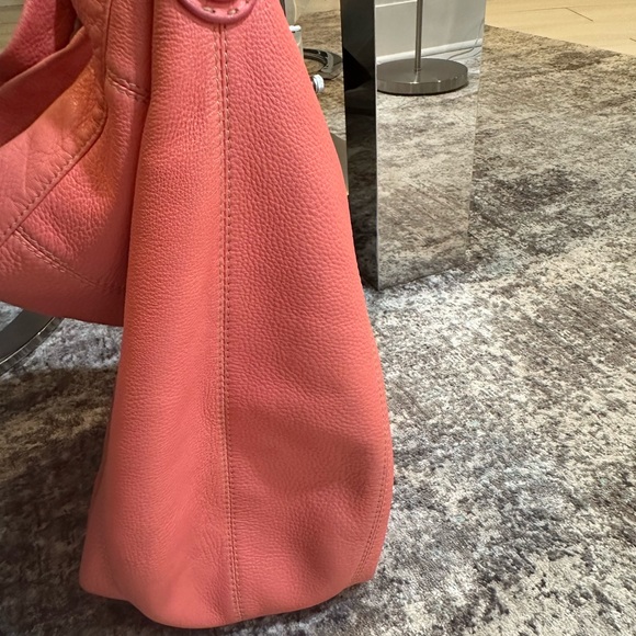 Vintage Valentino Garavani Embossed VLogo Long Bucket - Picture 17 of 17